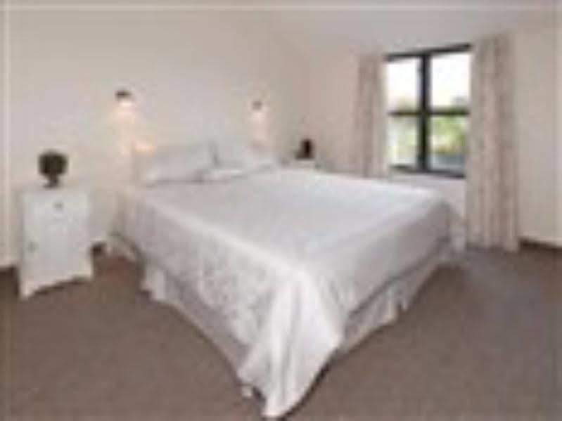 Country Glen Lodge Christchurch Eksteriør bilde